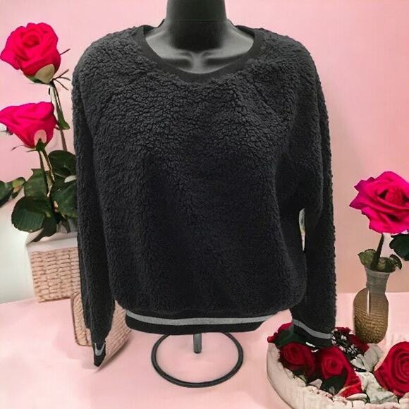 1.STATE Womens Medium Sweatshirt Teddy Bear Sherpa Faux Fur Pullover Black - Picture 1 of 15